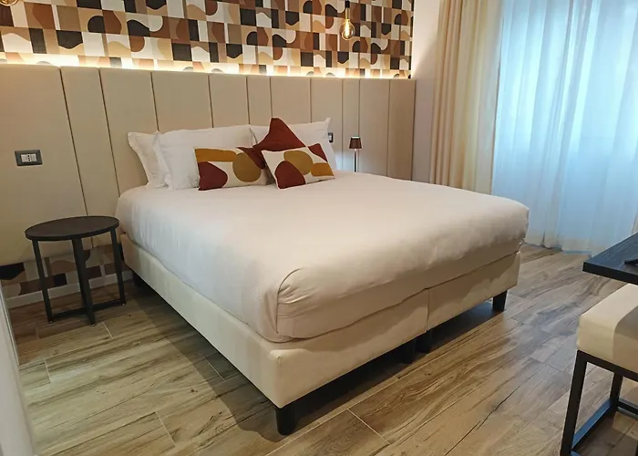 Romi Suite